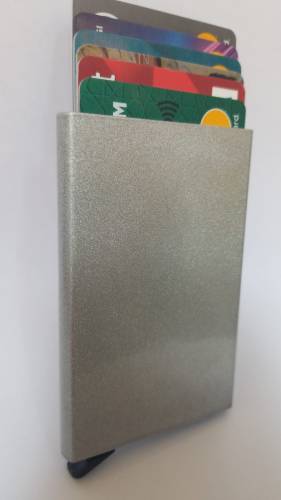 Gümüş gri Otomatik Mekanizmalı Alüminyum Kredi Kartlık RFID Koruma - 3